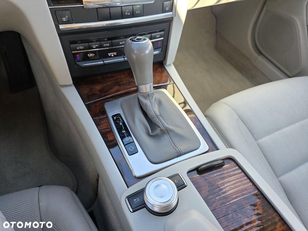 Mercedes-Benz Klasa E - 34