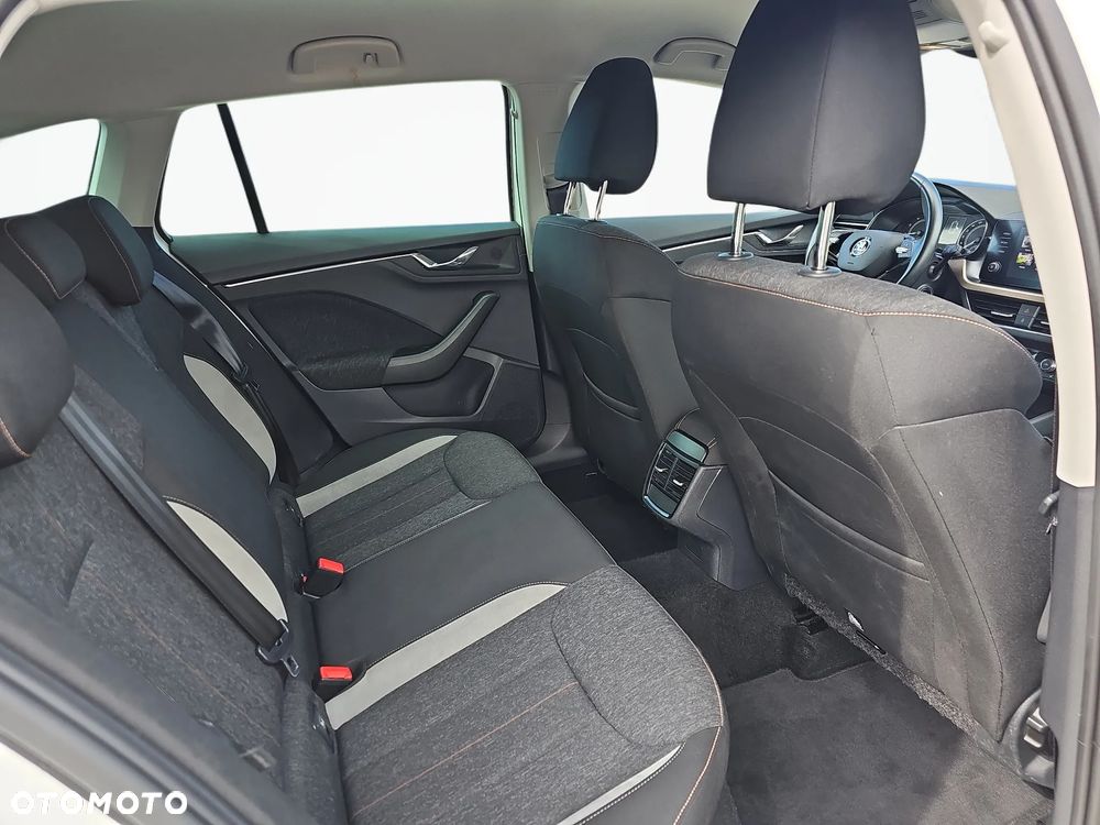 Skoda Scala 1.5 TSI Style - 11