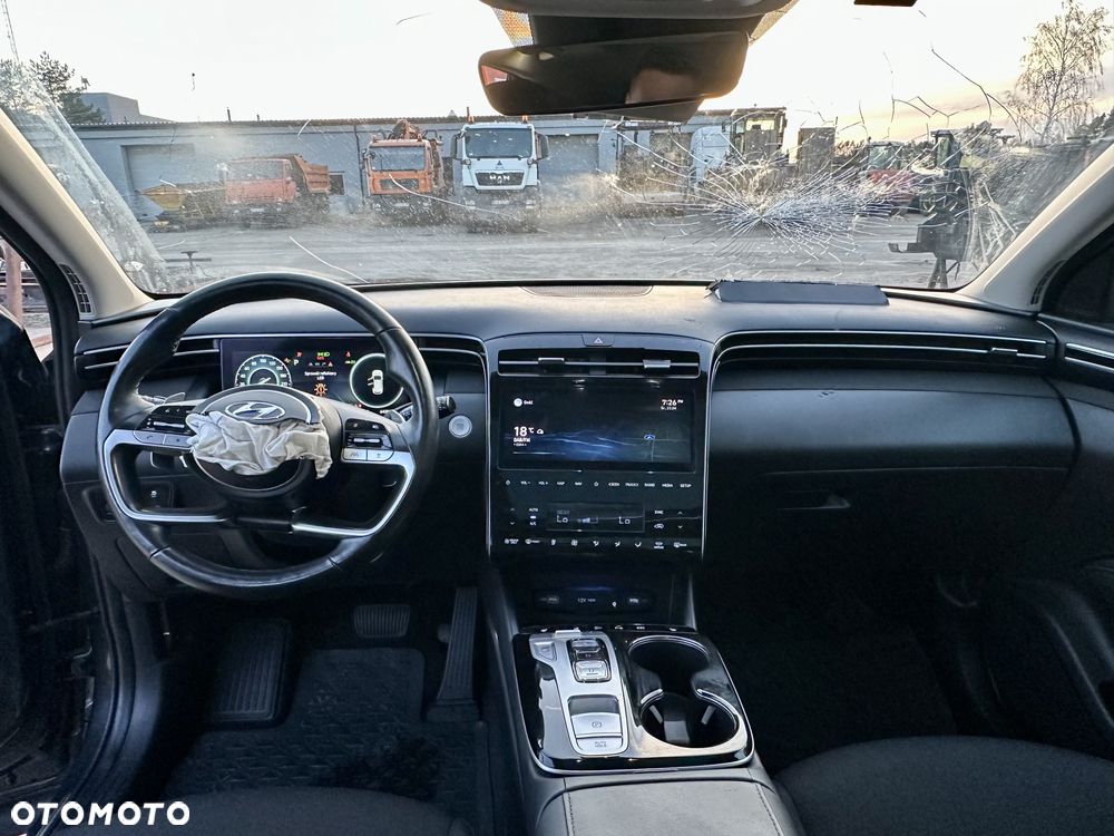 Hyundai Tucson 1.6 T-GDi HEV Executive 2WD - 14