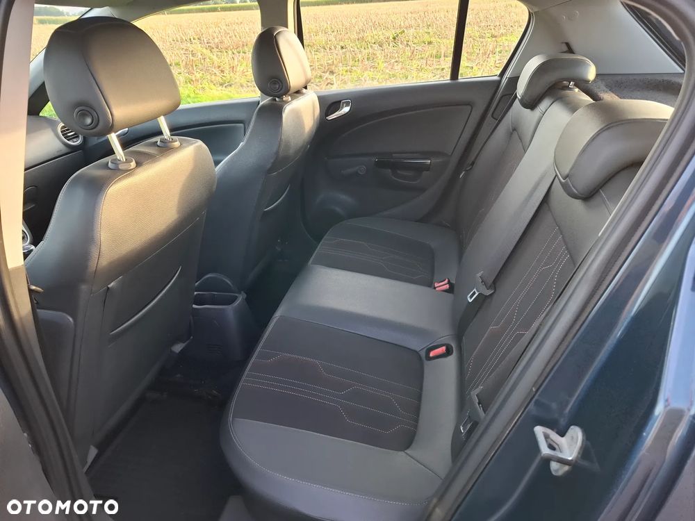 Opel Corsa 1.2 16V Enjoy - 8