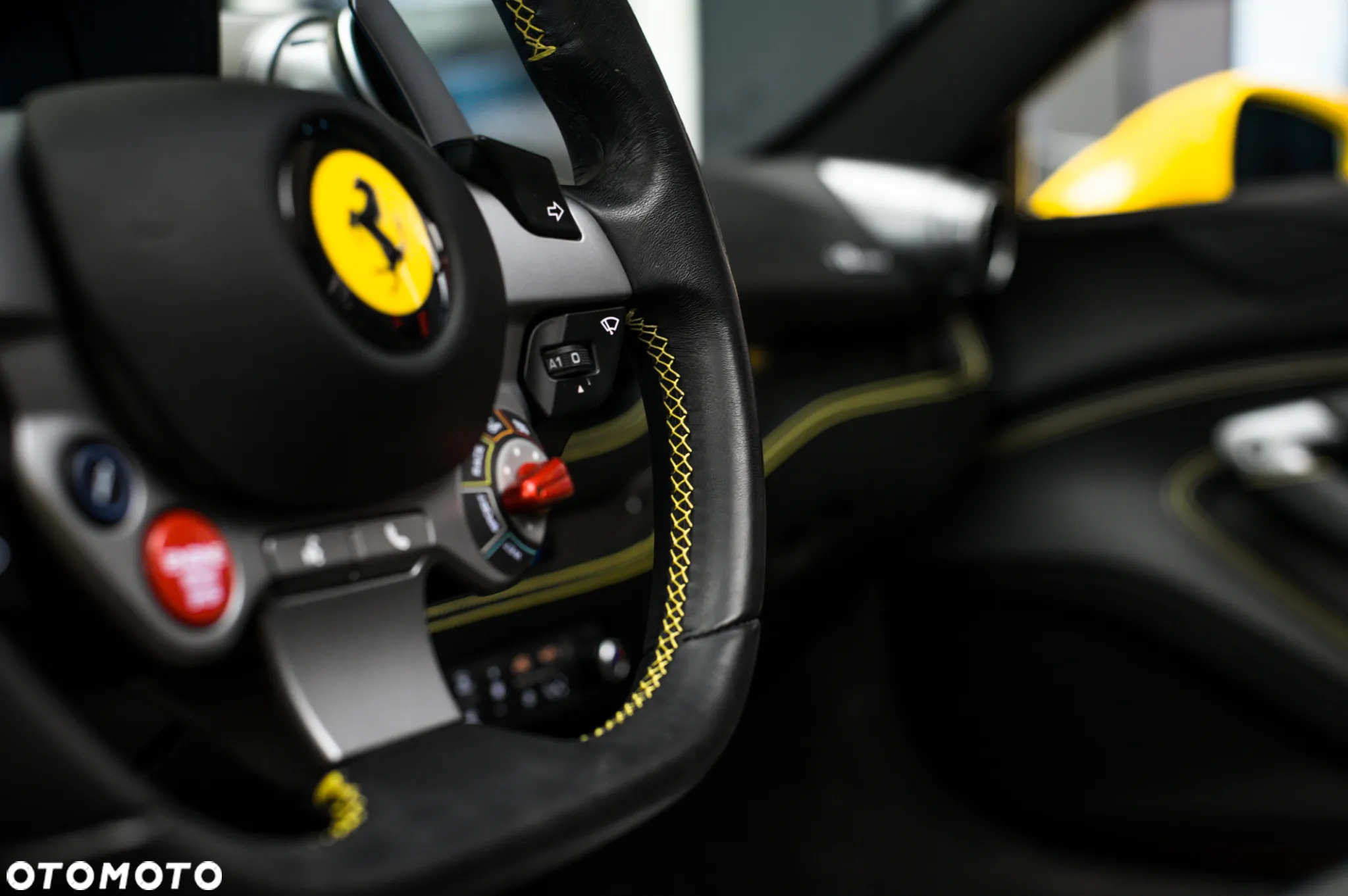 Ferrari F8 Spider - 27