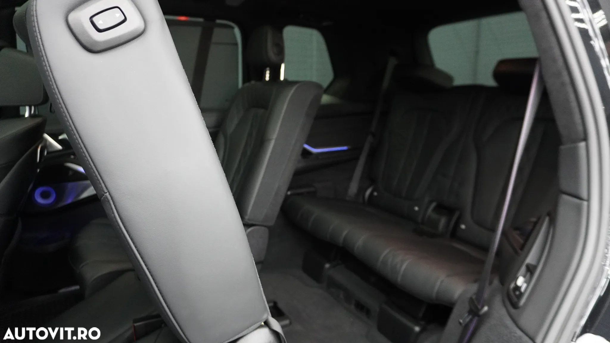 BMW X7 M60i xDrive AT MHEV - 20