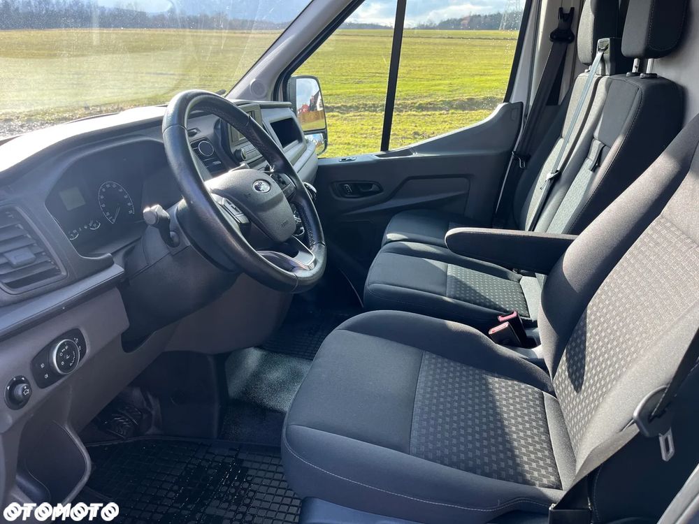 Ford Transit - 10