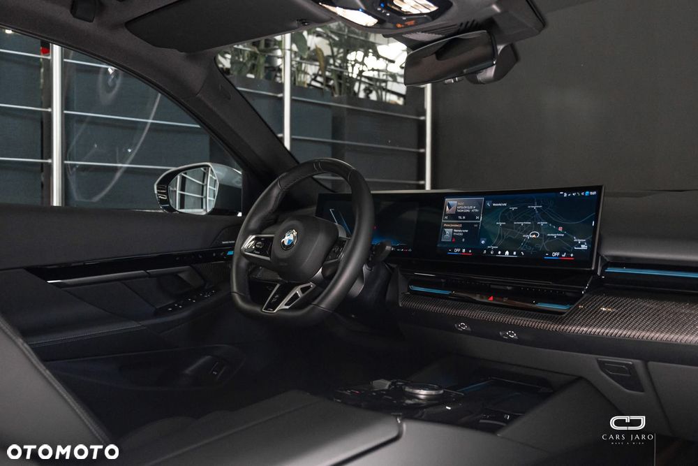 BMW Seria 5 520i - 40