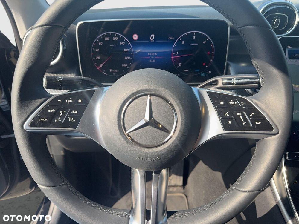 Mercedes-Benz GLC - 11