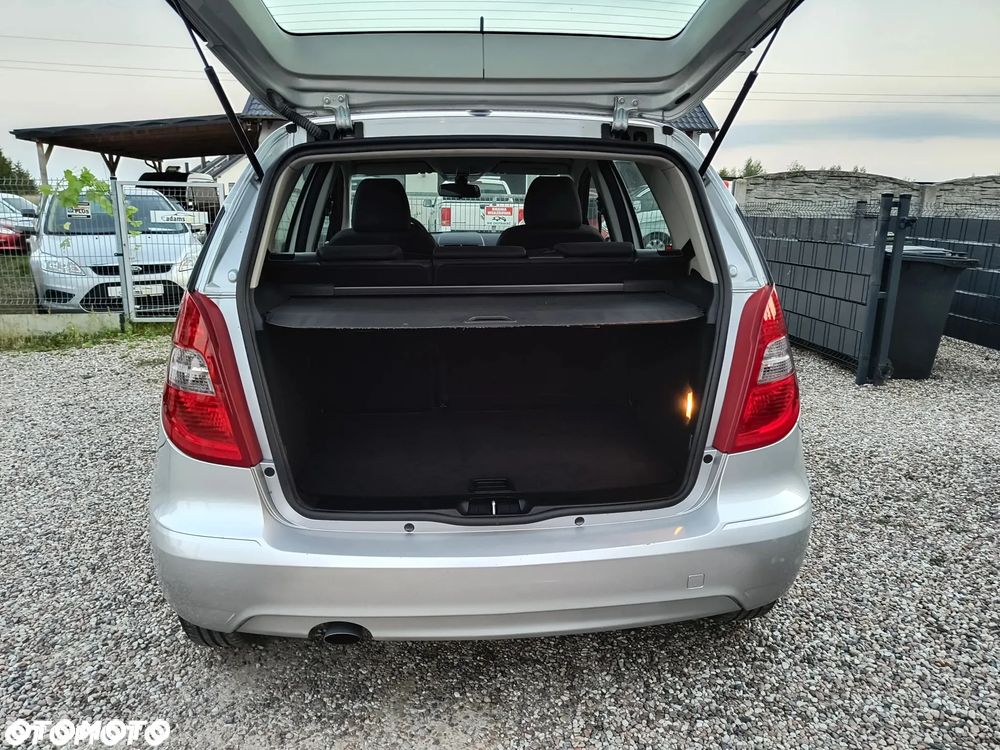 Mercedes-Benz Klasa A 150 BlueEfficiency - 9