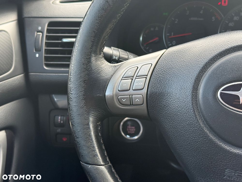 Subaru Outback 2.0D RA HID - 21