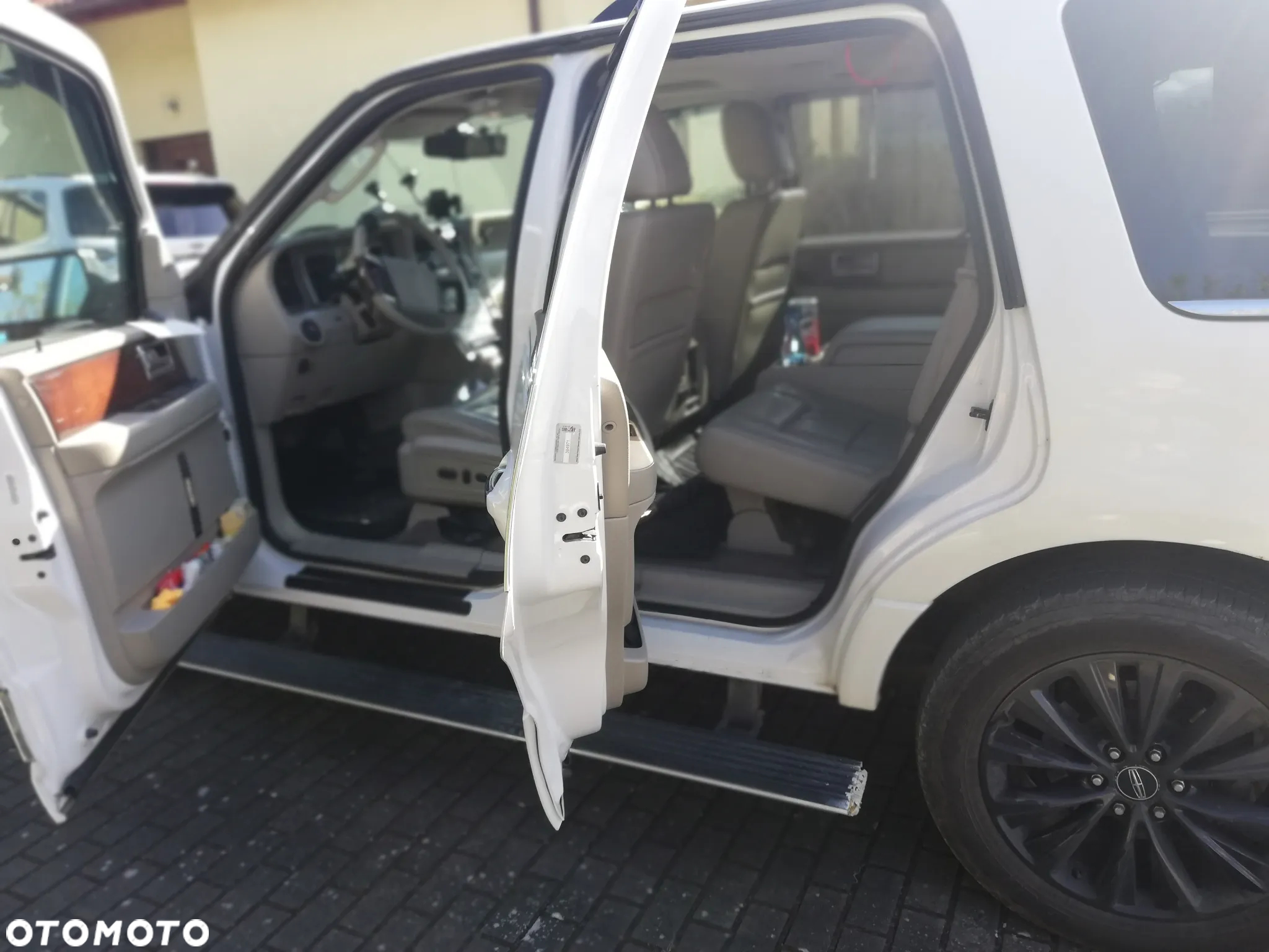 Lincoln Navigator 5.4 4x4 - 6