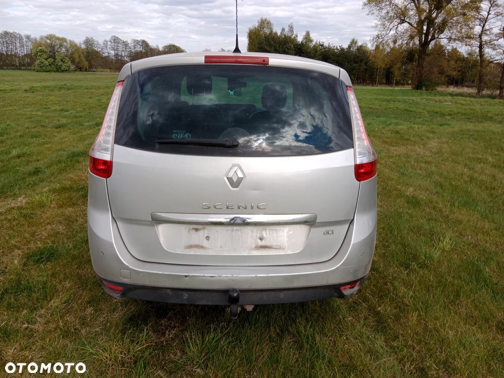Renault Scenic 1.5 dCi Dynamique EDC - 9