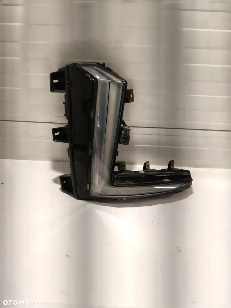 Citroen DS7 DRL LED PRZÓD STRONA PRAWA  9830951880 - 1