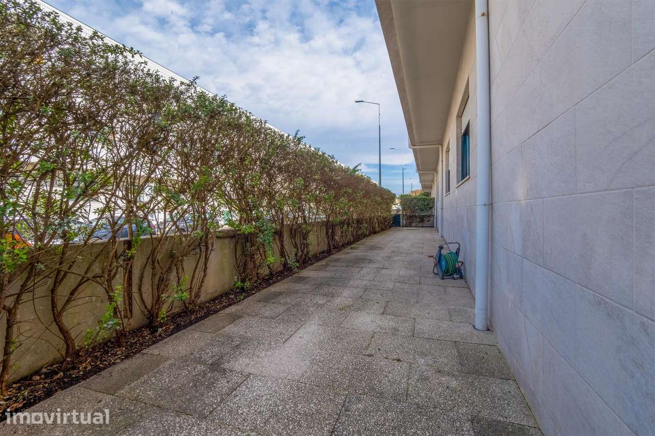 Apartamento T2 com 110 m²  e mais 101 m² de espaço exterior privativo - Grande imagem: 4/32