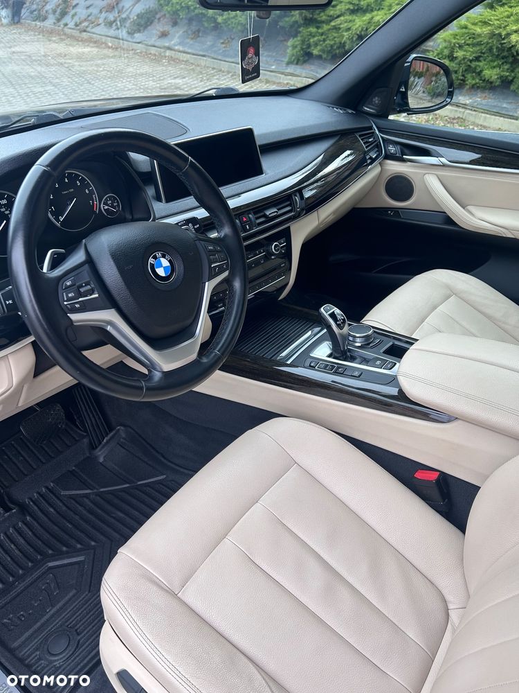 BMW X5 3.5i xDrive - 9