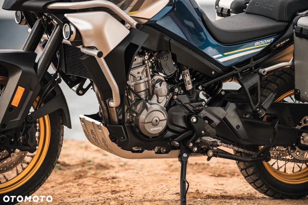 CFMoto 800MT Touring - 5