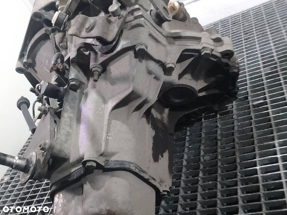 SKRZYNIA BIEGÓW MANUALNA PEUGEOT 307 20CN19 1.4 8V - 5