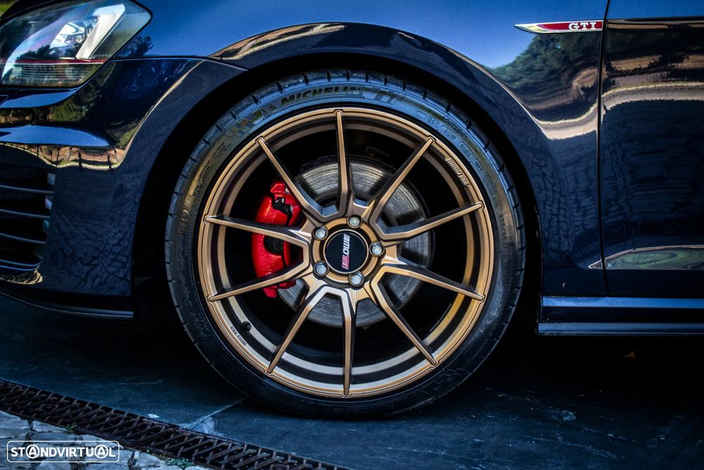 VW Golf 2.0 TSi GTi DSG - 9