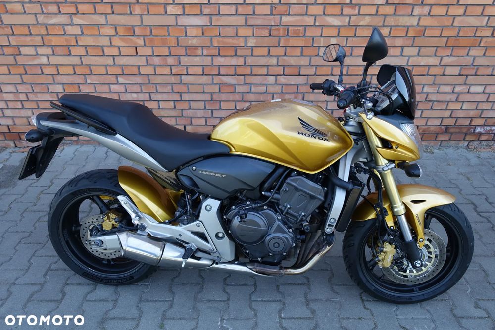 Honda Hornet - 2