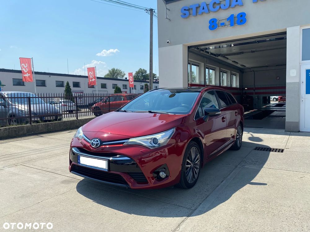 Toyota Avensis 1.8 Selection - 1