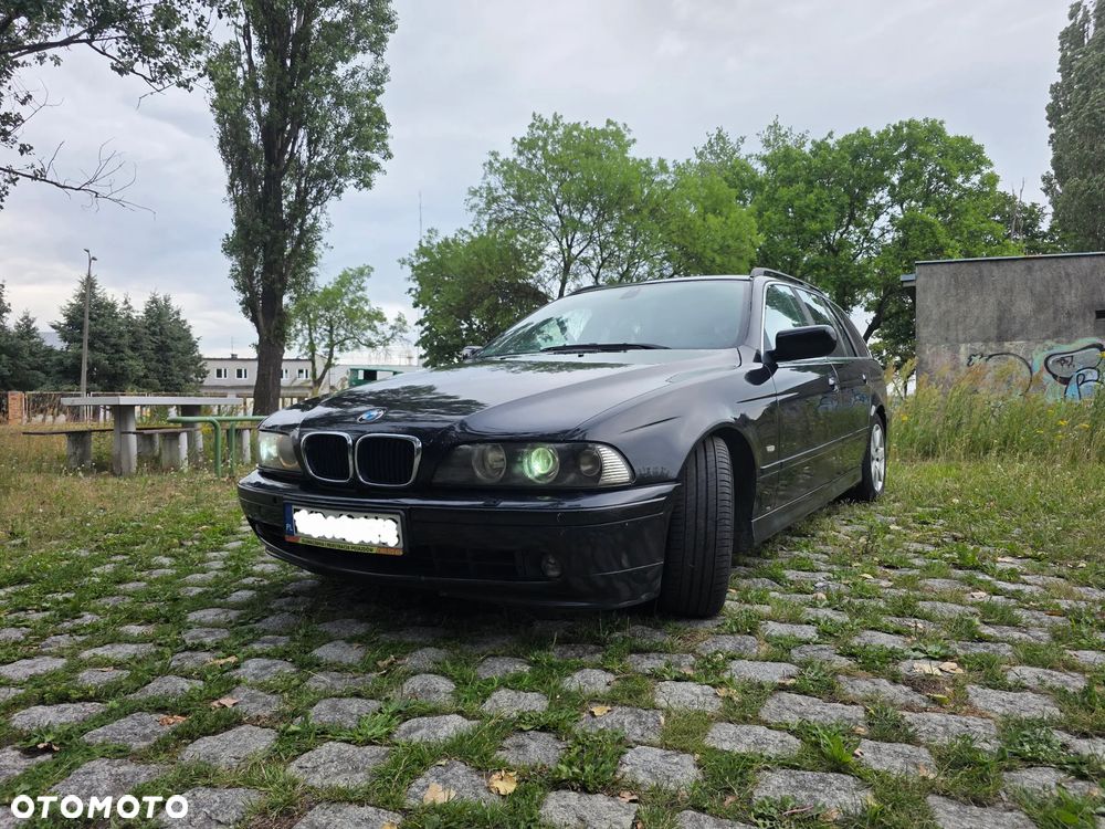 BMW Seria 5 - 1