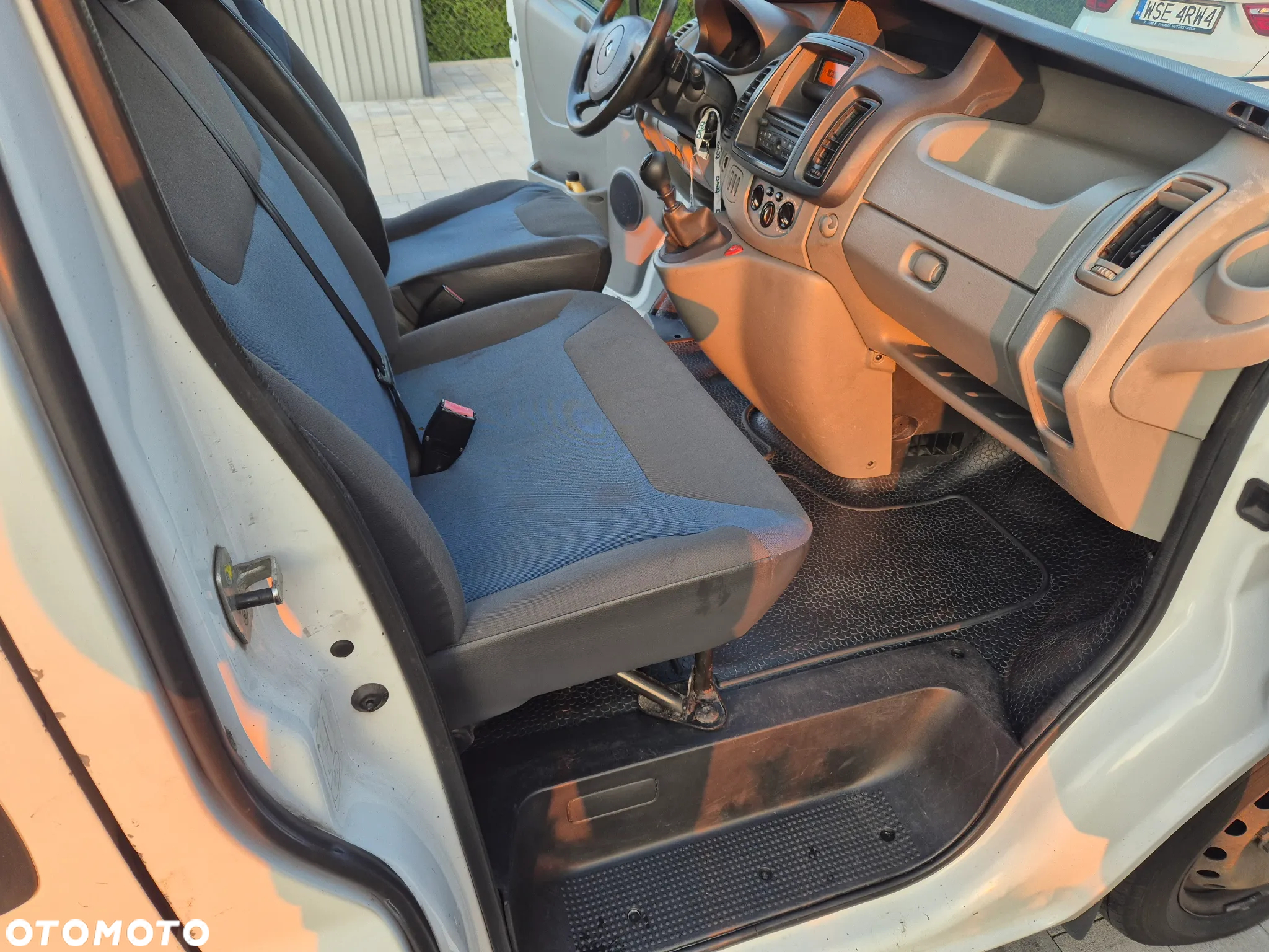 Renault TRAFIC - 15