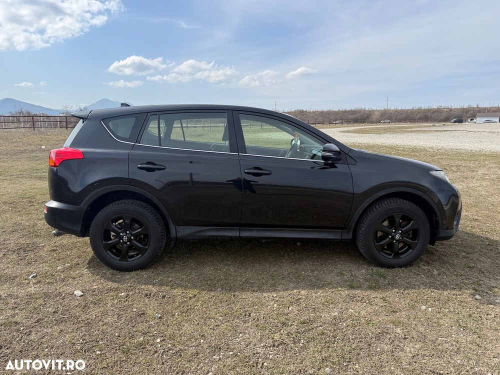 Toyota RAV4 2.0 D-4D 2WD Comfort - 4