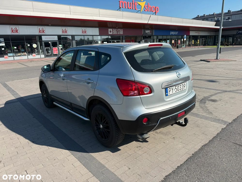 Nissan Qashqai 2.0 dCi DPF acenta - 6