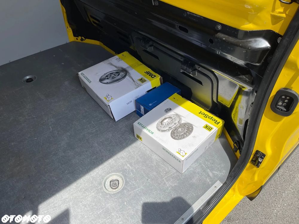 Renault Trafic - 29