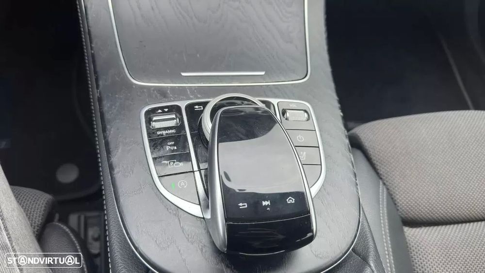 Mercedes-Benz E 220 - 20