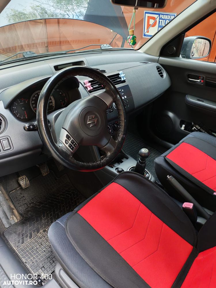 Suzuki Swift 1.3 GLX - 5