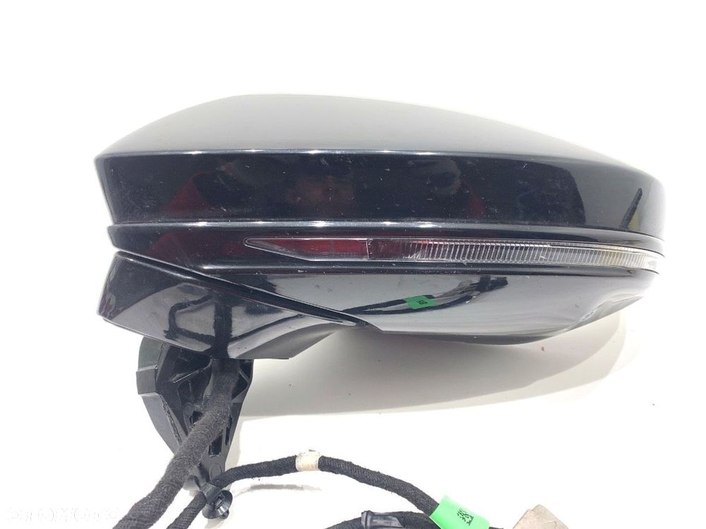 LUSTERKO LEWY  AUDI A8 D5 (4N2, 4N8) 2017 - 2022 50 TDI Mild Hybrid quattro 210 kW [286 KM] Hybryda - 1