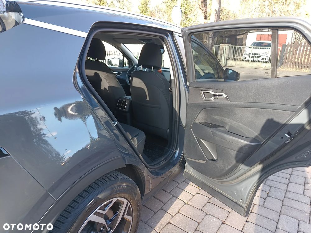 Kia Sportage 1.6 T-GDI M 2WD - 10