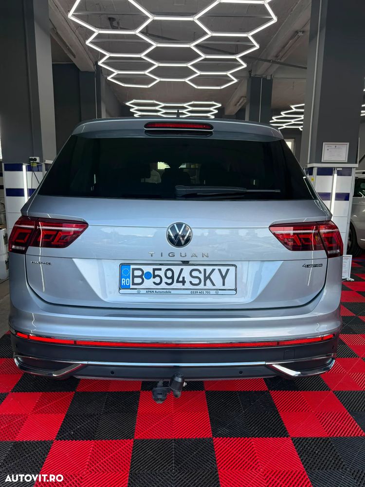 Volkswagen Tiguan 2.0 TDI 4Mot DSG Elegance - 4