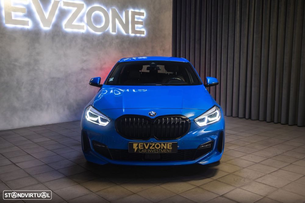 BMW 118 i Pack Desportivo M Auto - 2