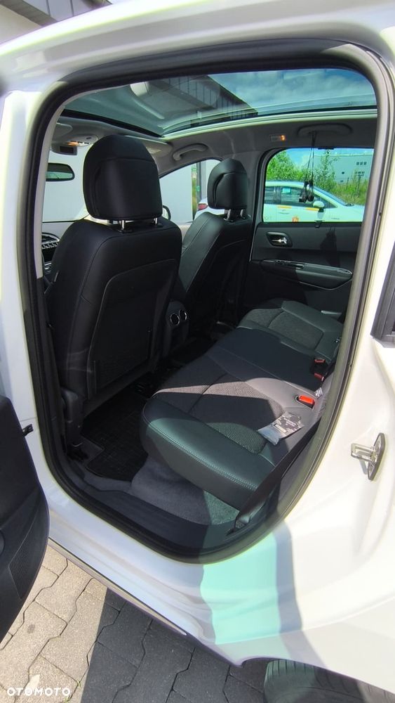 Peugeot 3008 2.0 HDi Allure - 14
