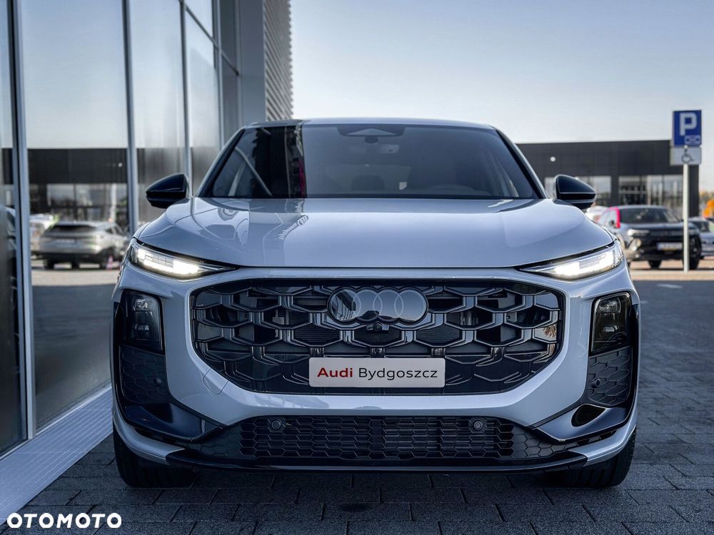 Audi Q3 Sportback - 4