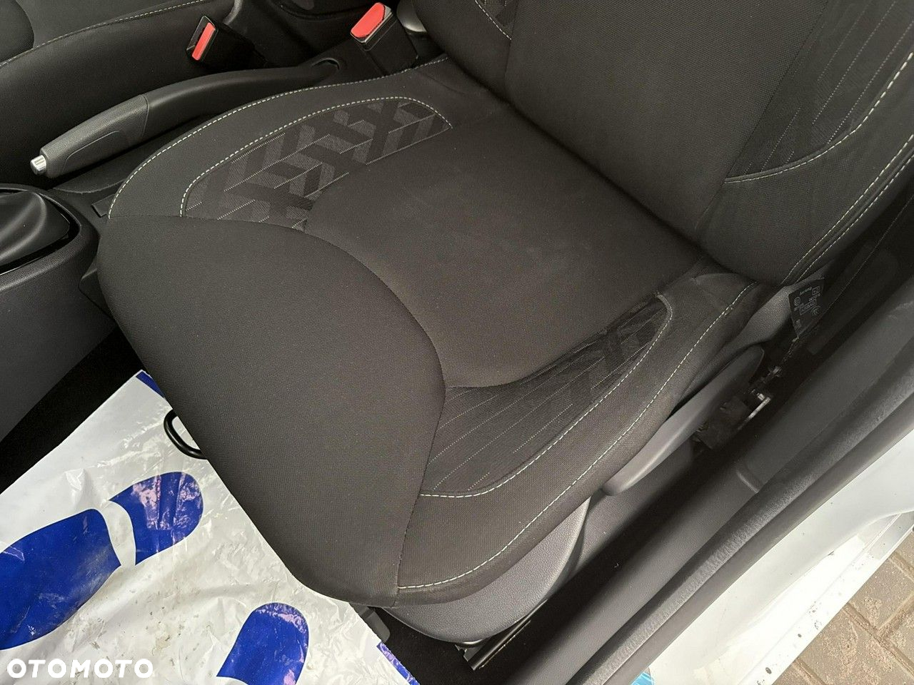 Renault Clio - 17