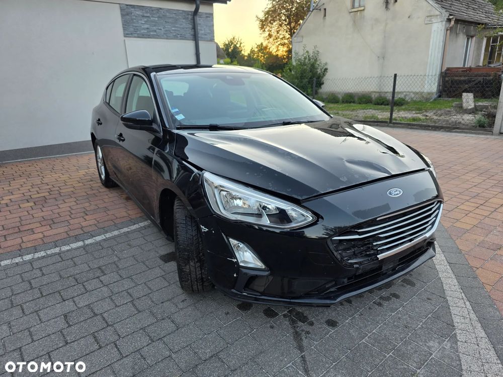 Ford Focus 1.0 EcoBoost Hybrid ACTIVE - 8