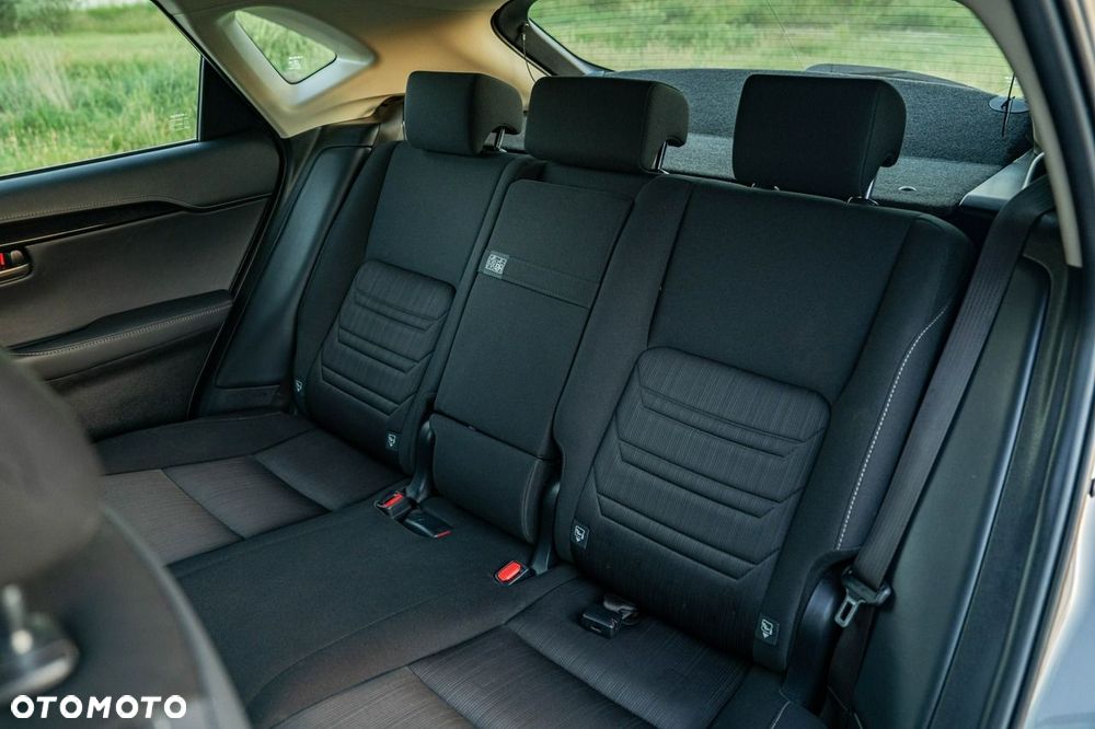 Lexus NX 200t Elite AWD - 27