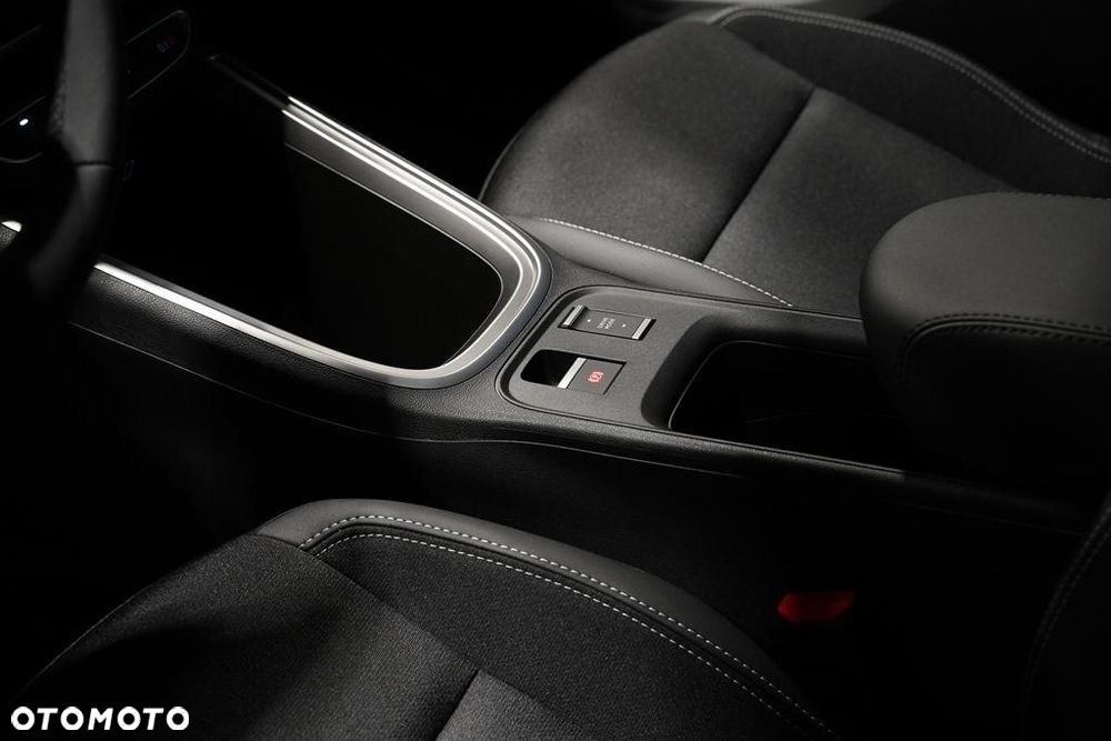 Jeep Avenger 1.2 T3 mHEV Summit FWD eDCT6 - 18