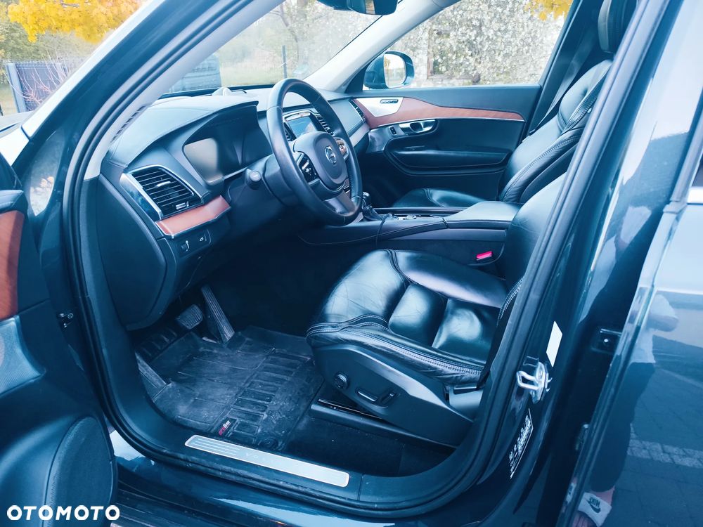 Volvo XC 90 D5 AWD Geartronic Inscription - 7