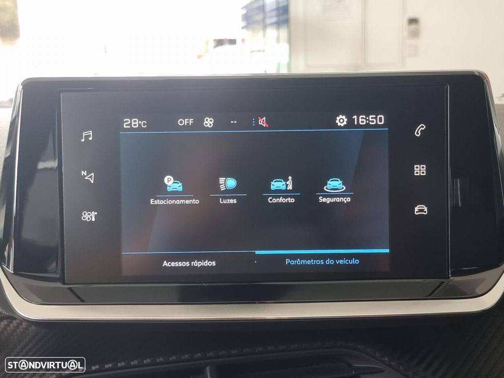 Peugeot 208 1.2 PureTech Allure Pack EAT8 - 31