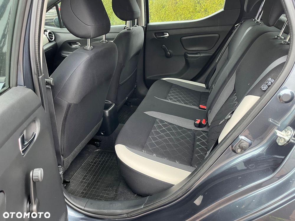 Nissan Micra - 19