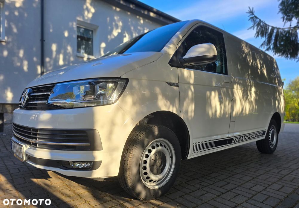 Volkswagen Transporter - 28