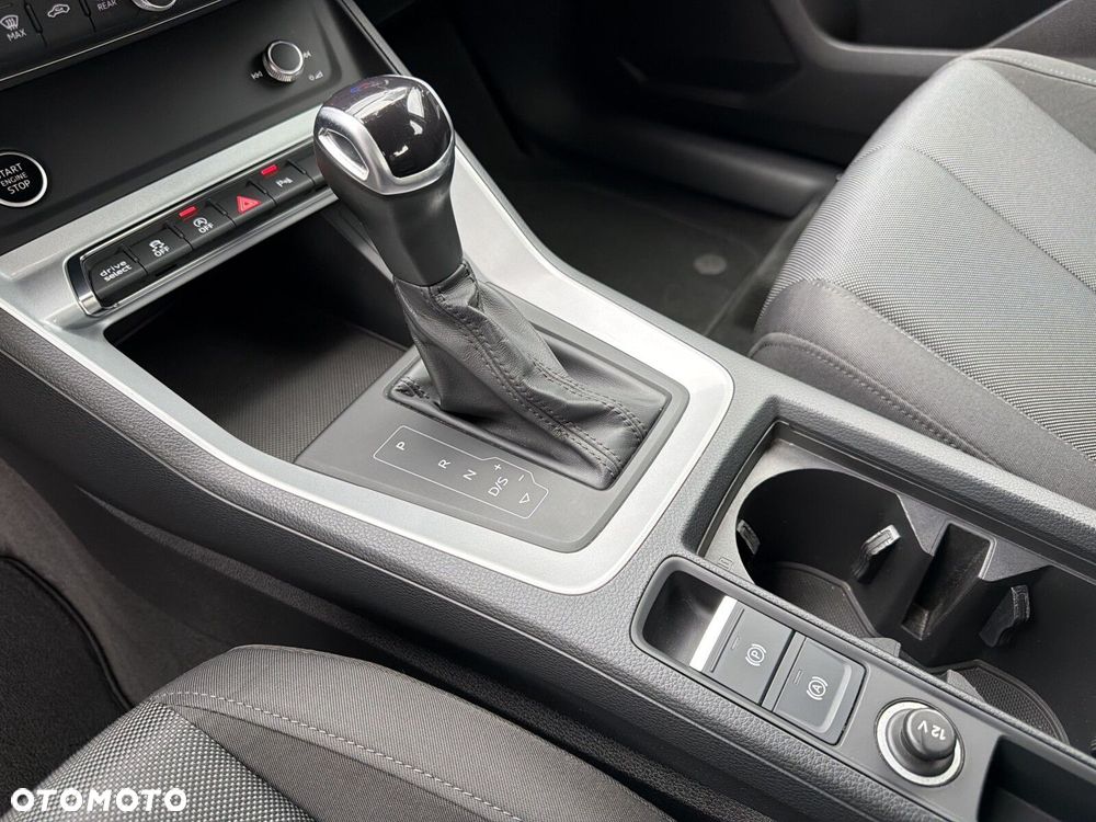 Audi Q3 - 22