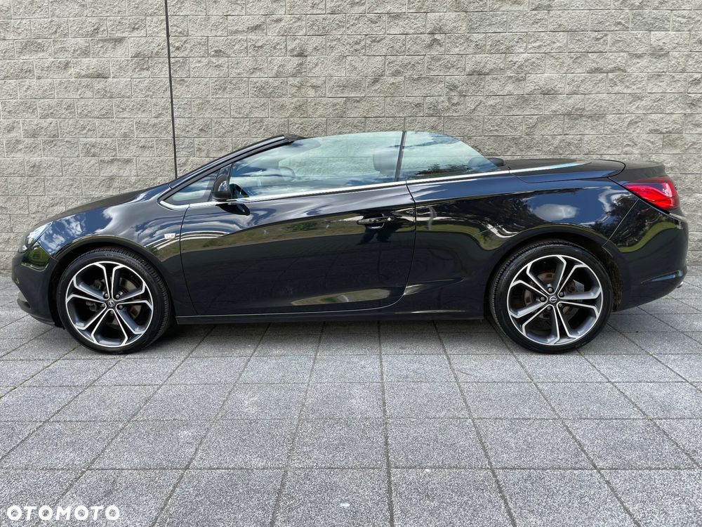 Opel Cascada 1.4 T Cosmo S&S - 11