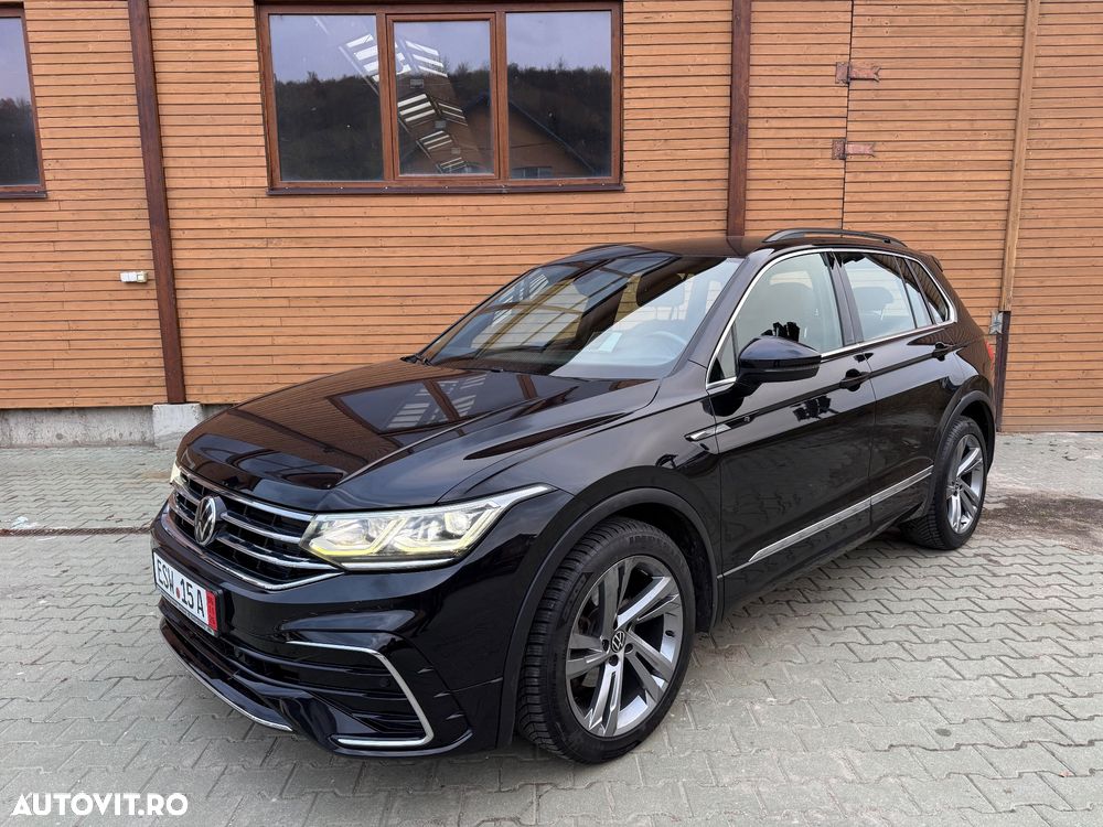 Volkswagen Tiguan - 1
