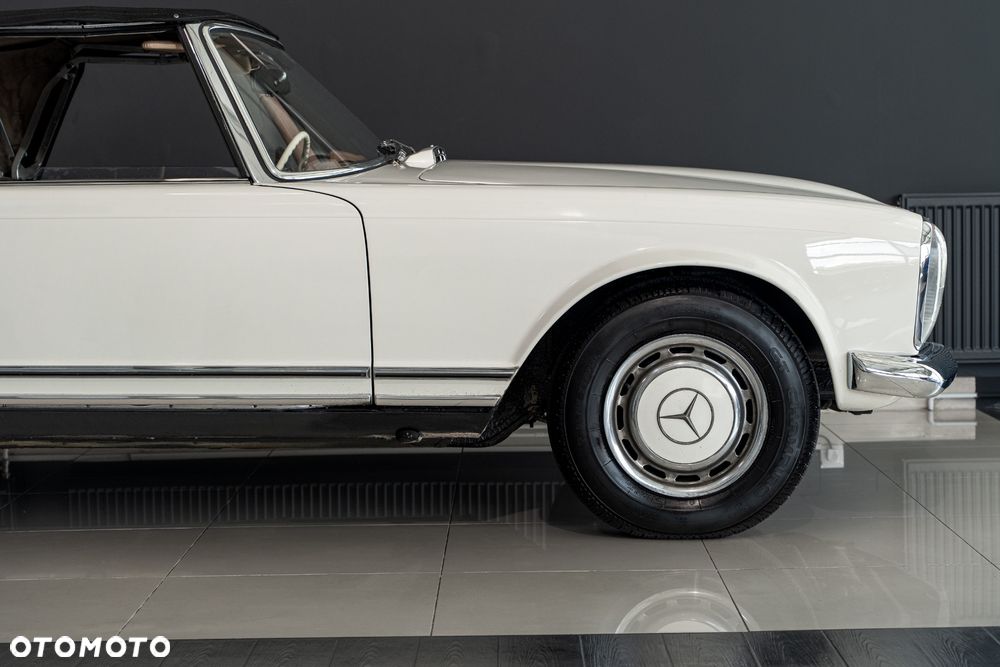 Mercedes-Benz SL - 7