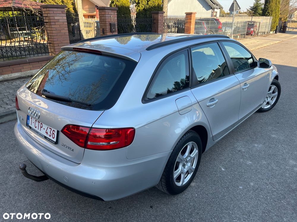 Audi A4 Avant - 8