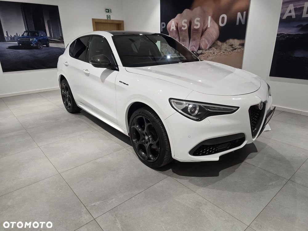 Alfa Romeo Stelvio 2.0 Turbo Estrema Q4 - 3