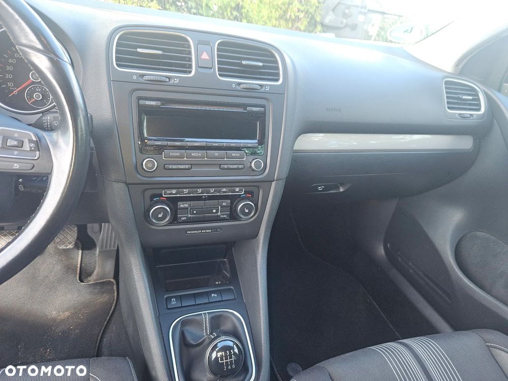 Volkswagen Golf 1.2 TSI MATCH - 13