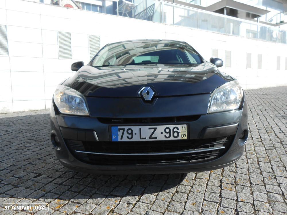 Renault Mégane 1.5 dCi Dynamique S - 4